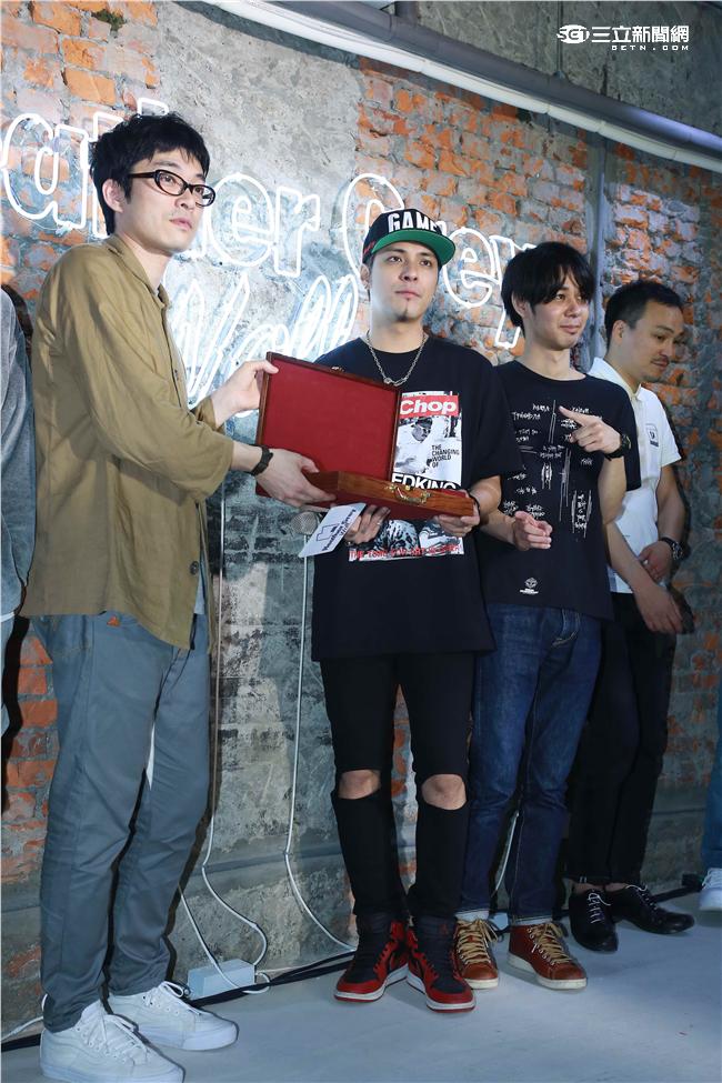 20160516- 潘俊佳(嘎嘎) Naoto Hiroyam(日本高人氣搖滾樂團ORANGE RANGE隊長) Heather Grey Wall台北旗艦店開幕