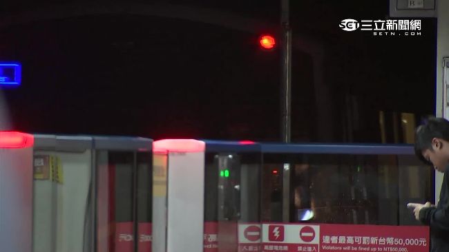 男戴鋼盔拿刀搭北捷　警方證實是誤報