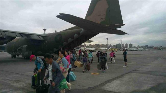 馬祖南竿機場關場　乘客竟攀櫃台鼓譟