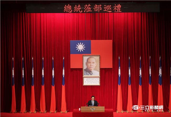 總統馬英九（17）日上午到國防部進行任內「最後巡禮」，致詞中歷數自己歷年的政績。（記者邱榮吉/攝影）