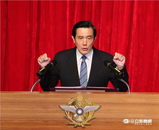 總統馬英九（17）日上午到國防部進行任內「最後巡禮」，致詞中歷數自己歷年的政績。（記者邱榮吉/攝影）