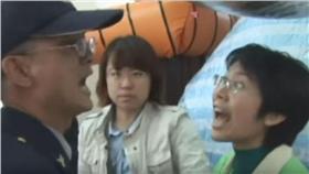 林岱樺、學運、打警察／翻攝自YouTube