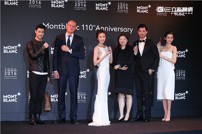 隋棠出席精品配件頂級傑作鑒賞會,優雅展示全球限量懷錶