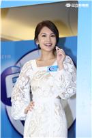 楊丞琳出席口香糖代言活動,化身愛牙大使宣傳重拾笑容行動