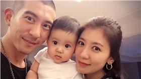 賈靜雯AlyssaChia臉書