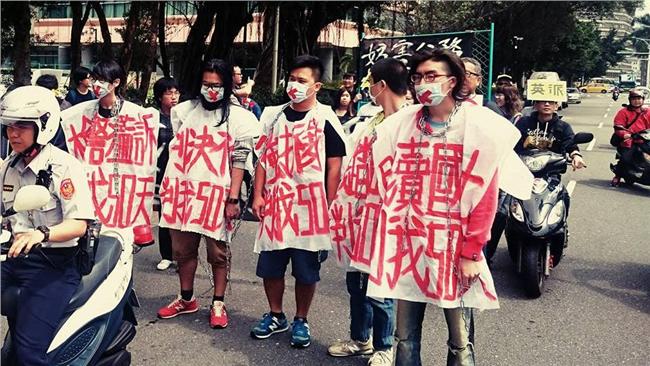 改革只是做秀？他們看到這一幕好諷刺