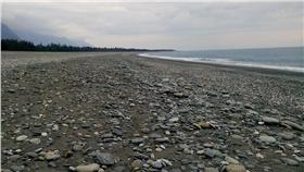 北三棧,海邊,石頭,粉扁石
圖／翻攝自北三棧海邊臉書