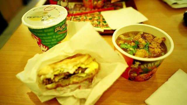 速食南霸天！她揭丹丹漢堡爆紅三關鍵