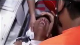 祕魯,http://www.mirror.co.uk/news/weird-news/nearly-100-schoolchildren-possessed-devil-7995259