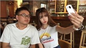 宅男與女神約會　（圖／翻攝自齊魯晚報）