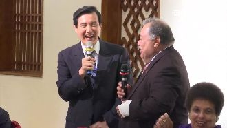 最後晚宴與外賓高歌　馬：來組樂團啦