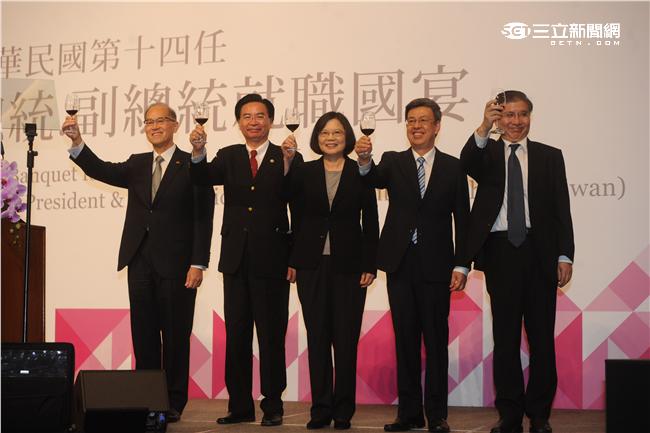 520,萬豪酒店,國宴,蔡英文,陳建仁,吳釗燮,敬酒(圖／中央社)