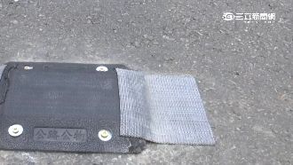 路面驚見類地雷　原來是車流偵測器