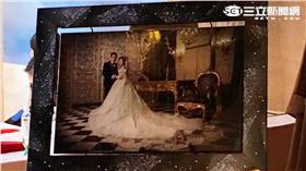 蔡正元與洪菱霙的婚紗照（攝影／記者陳彥宇）