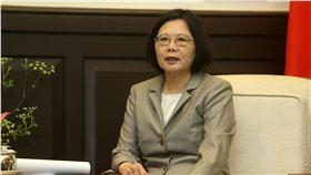 PD
總統接見帛琉總統（3）
總統蔡英文（圖）20日宣誓就職後，21日在總統府接見
帛琉共和國總統雷蒙傑索（Tommy E. Remengesau, Jr.
）一行人。這是蔡總統上任後第一個公開接見的行程。
中央社記者吳家昇攝 105年5月21日