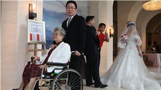 婚宴感人　這樣的蔡正元你絕對沒看過