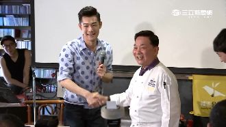 施易男歡度紫色生日趴　大廚現身送禮