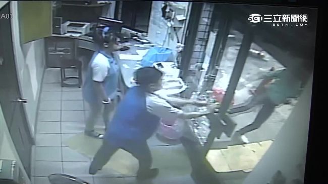 惡煞毆傷加油站員工　警方遭質疑縱放