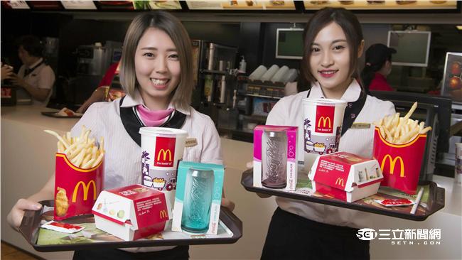 麥當勞再推酷罐杯　今年造型就是可樂