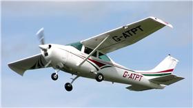 賽斯納單引擎飛機（示意圖／翻攝自Twitter）