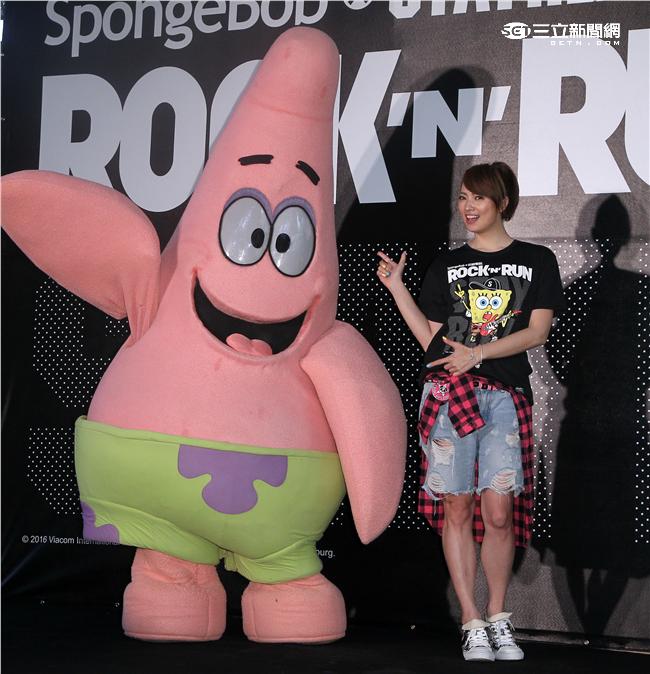 阿喜出席海綿寶寶聯名路跑記者會。（記者邱榮吉/攝影）