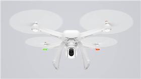 人人買得起、玩得爽　小米發表無人機