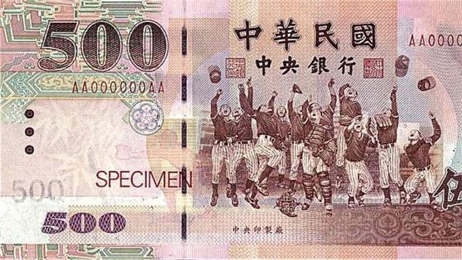 加薪條款　八成雇主左耳進右耳出！
