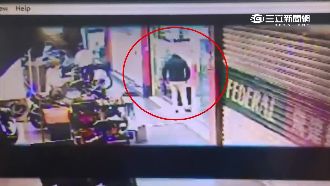 孬男恐嚇車行嗆開槍　被警鳴槍嚇跌倒