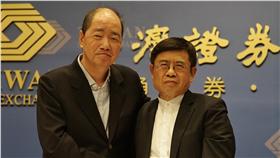 日月光、矽品、日矽戀、半導體、產業控股公司、日月光董事長張虔生、矽品董事長林文伯（圖／中央社）