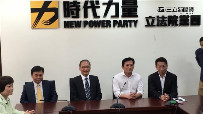 拜會黨團　黃國昌祝林全「做好做滿」
