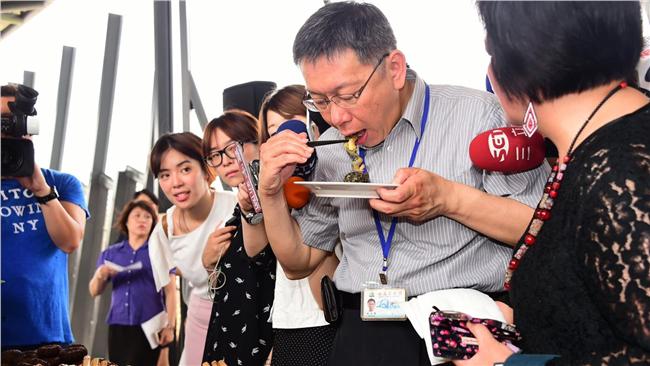 吃完原住民料理　柯文哲感嘆...