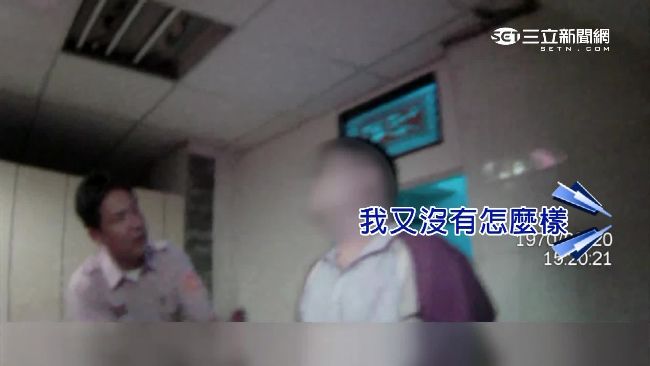 公仔壞了欲自殘　警一句話讓男放剪刀