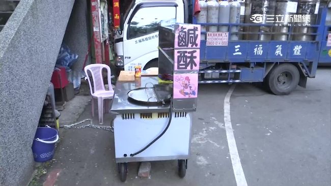 占車位擺攤引嫌隙　鄰居落人持刀砸店
