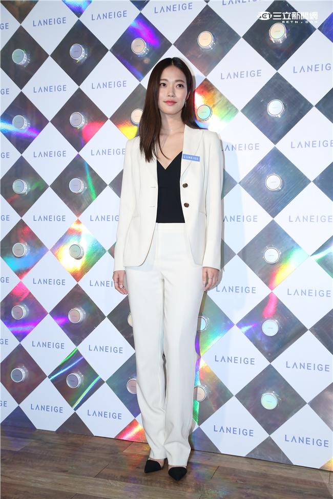 劉以豪.陳語安.張景嵐.韓國名模黃世穩亮麗出席韓系彩妝品牌派對,一同體驗最新韓系美妝