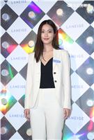 劉以豪.陳語安.張景嵐.韓國名模黃世穩亮麗出席韓系彩妝品牌派對,一同體驗最新韓系美妝