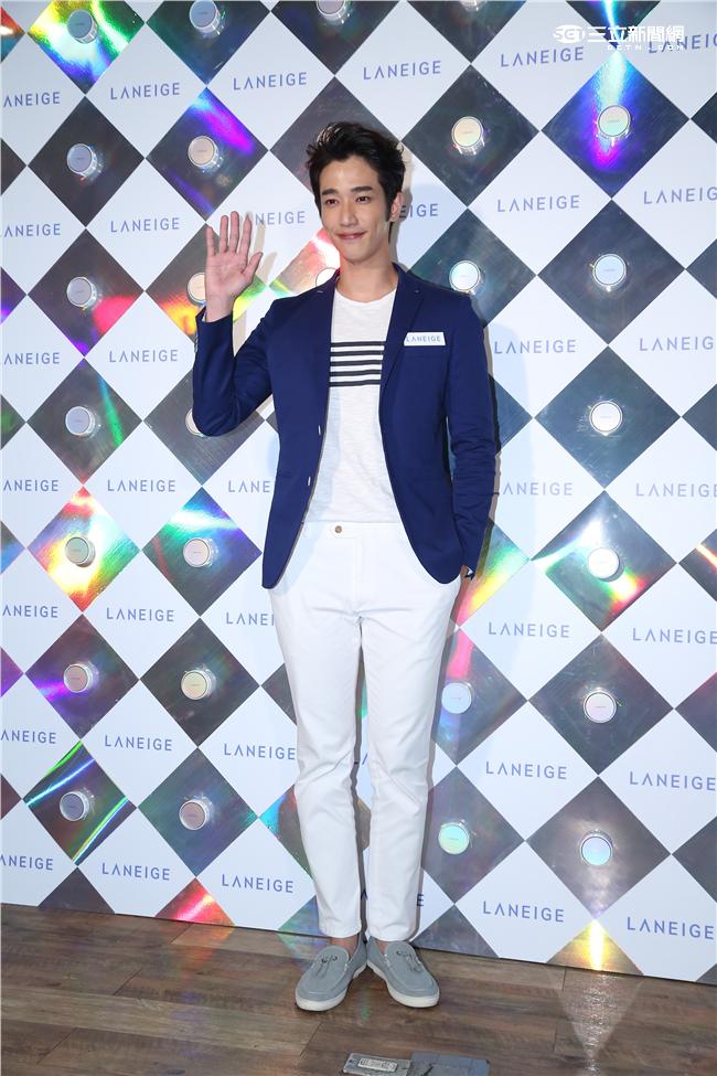 劉以豪.陳語安.張景嵐.韓國名模黃世穩亮麗出席韓系彩妝品牌派對,一同體驗最新韓系美妝