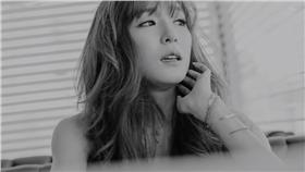 少女時代Tiffany/https://www.youtube.com/watch?v=E0Y3ABqK7M4