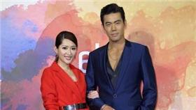 余秉諺和老婆王依蕾 （圖／翻攝自余秉諺 Lance Yu臉書）