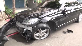 通緝犯拒捕　被警拖出車外還躺地耍賴