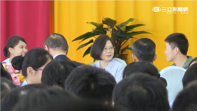 蔡總統首度視察國軍　七菜一湯超澎湃