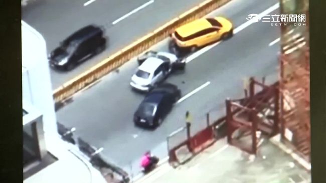 奧客租車逾期不還　老闆撂人追撞討債