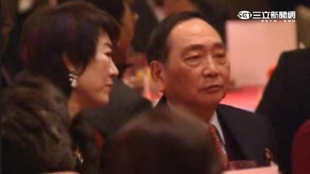 王又曾傳包養女星　璩美鳳喊「乾爹」