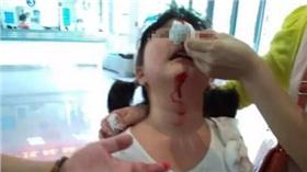 大陸毒跑道,學童流鼻血 （圖／翻攝自澎湃新聞）