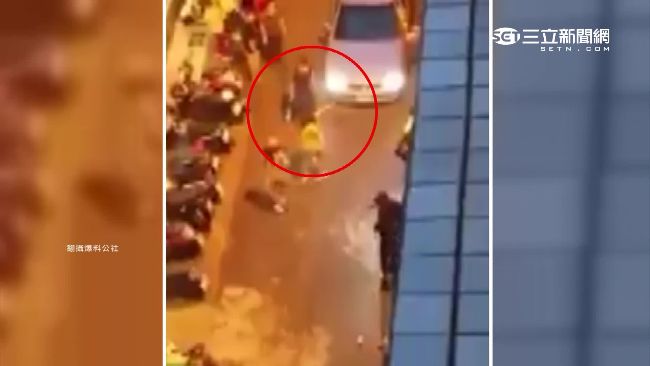 扯！2女落人打群架　警到場停不下來