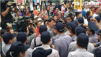 台三線、鈴聲響還沒完　黃昭順又出糗