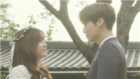 婚禮,安宰賢,具惠善,對望,夫妻
圖／翻攝自韓網Dispatch