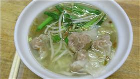  餛飩麵 翻攝自李季霖 https://www.flickr.com/photos/wishmebehappy/14547704876/in/photolist-pznTL5-aayrKC-oawMPS-yeLPn2