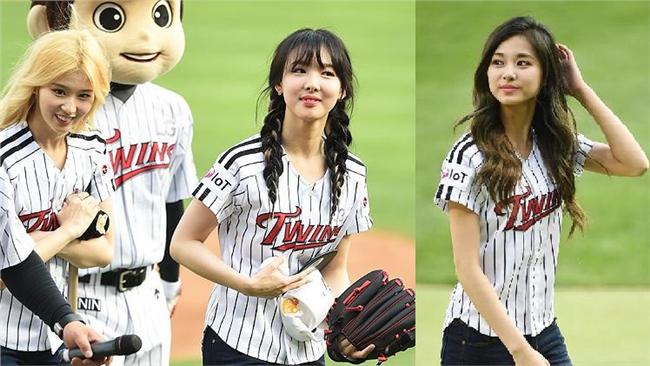 TWICE當開球嘉賓　被封開球女神