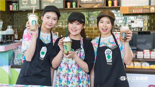 台北熱到爆　到這把自己關進星冰樂裡