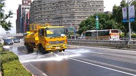 灑水降溫,洗街_北市環保局